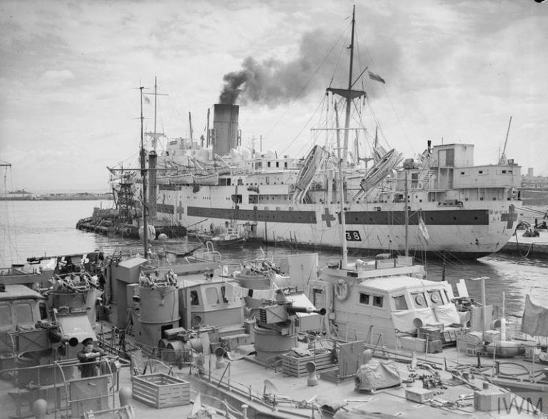 HMHS Newfoundland | British Army Nurses